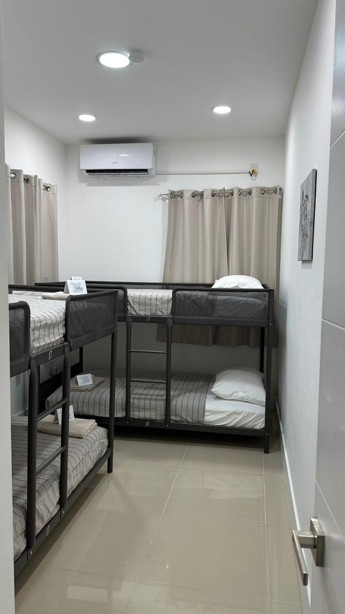 203 Miami Shared Rooms For Men Central Comfortable, Affordable Buitenkant foto