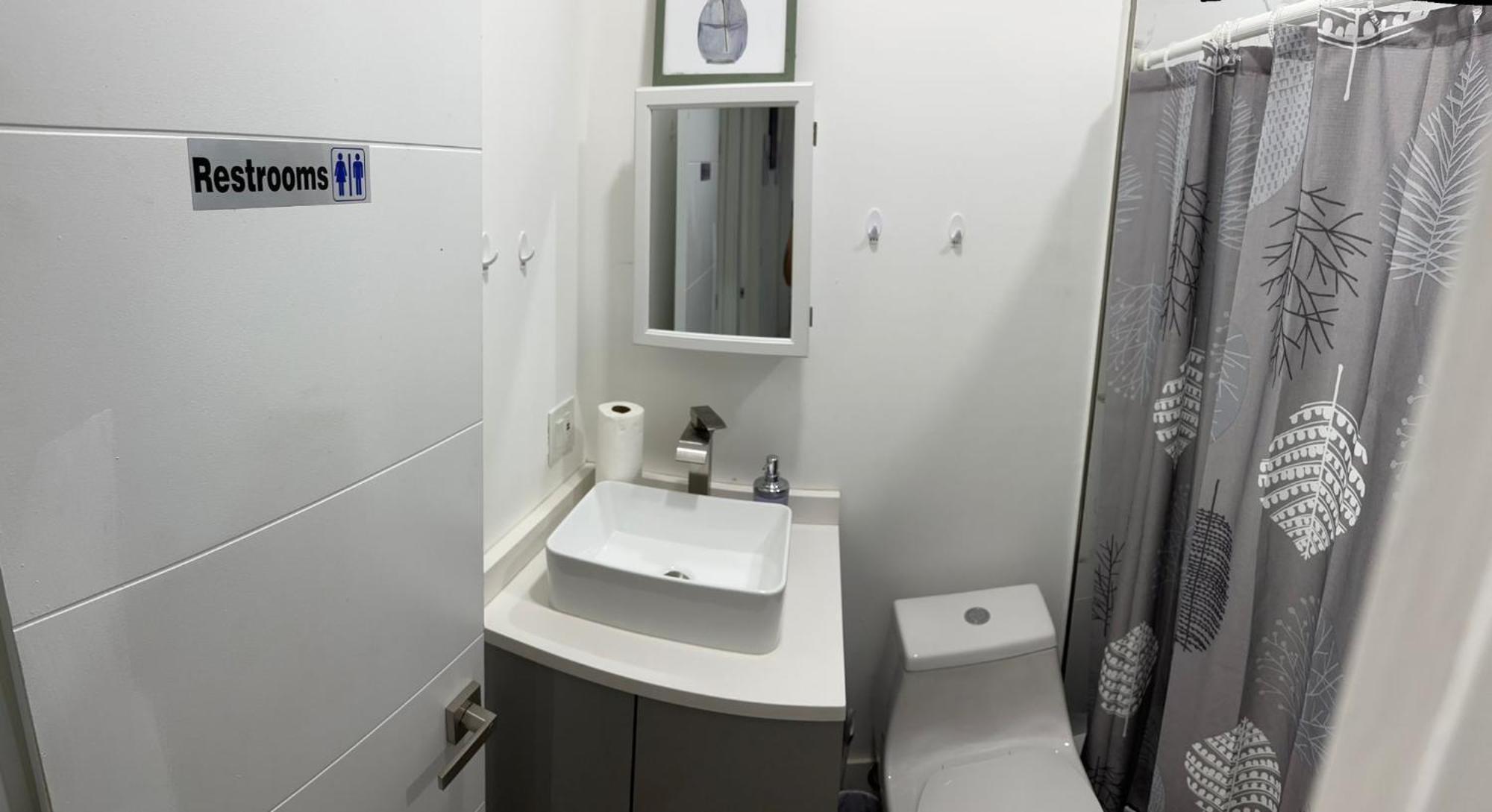 203 Miami Shared Rooms For Men Central Comfortable, Affordable Buitenkant foto