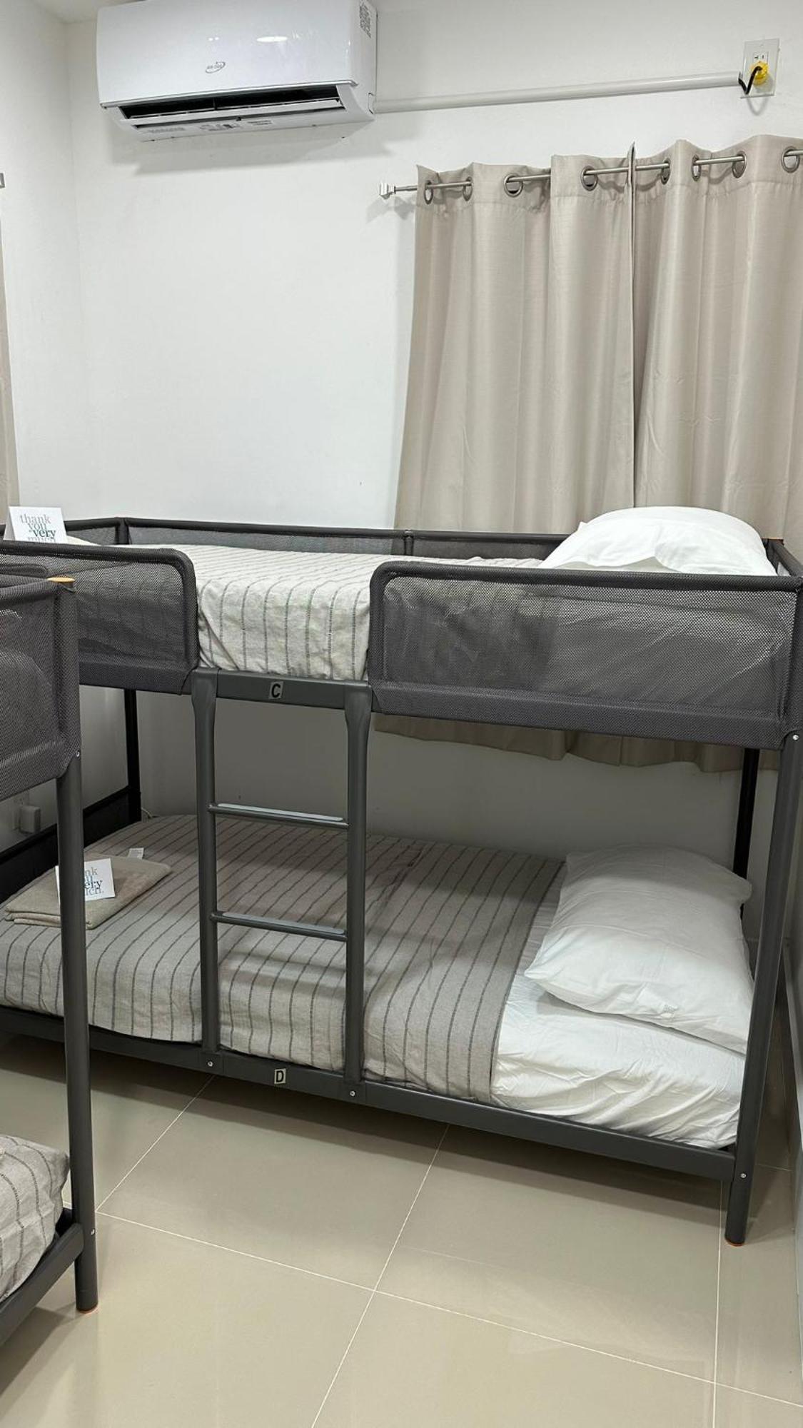 203 Miami Shared Rooms For Men Central Comfortable, Affordable Buitenkant foto