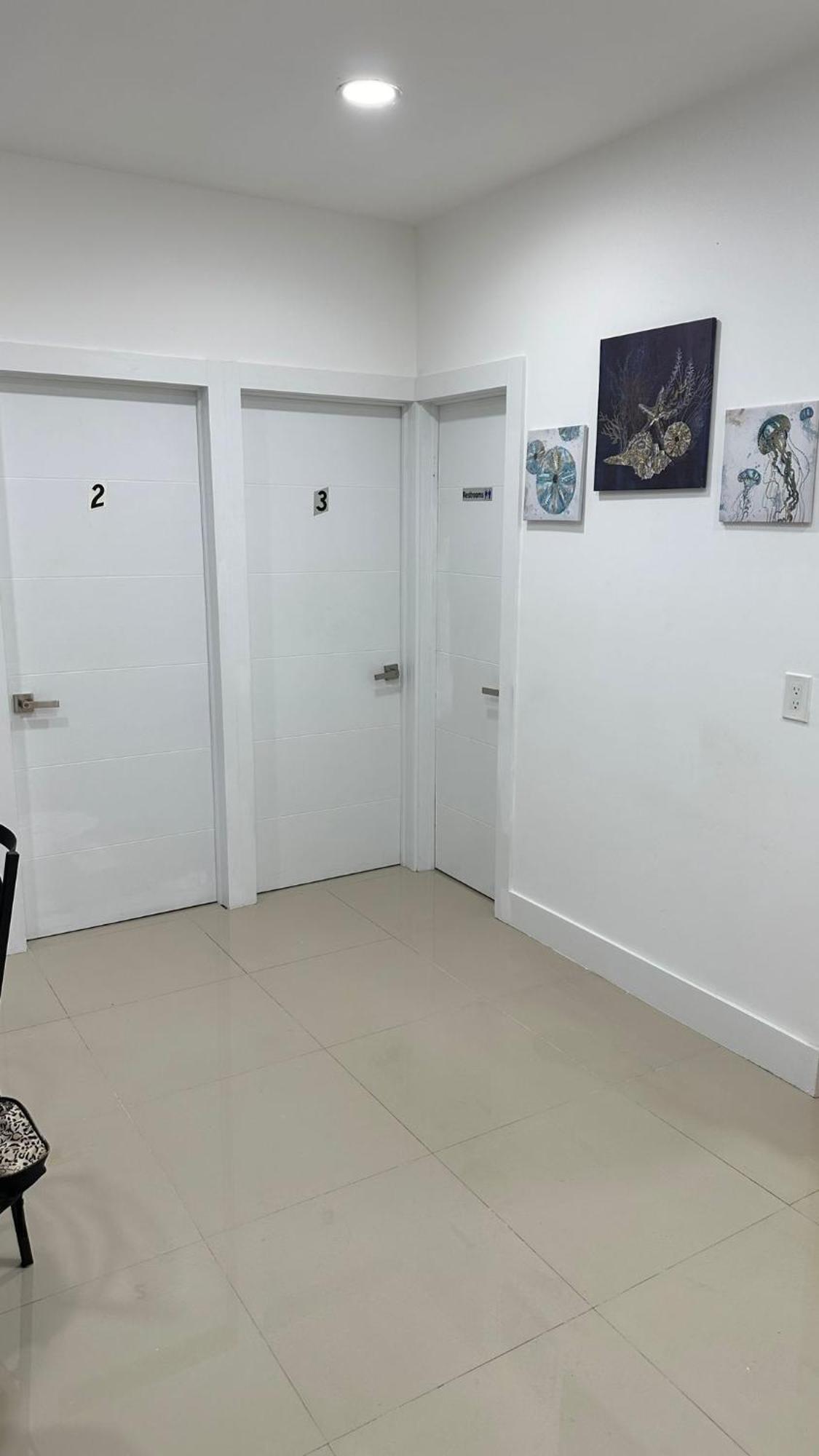 203 Miami Shared Rooms For Men Central Comfortable, Affordable Buitenkant foto